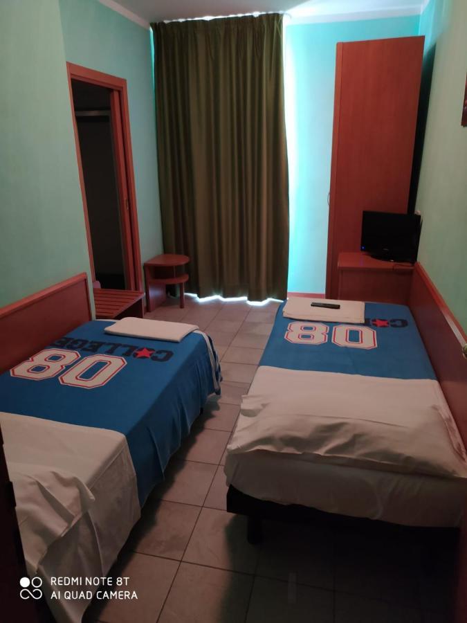 Hotel Blue Moon Rimini Extérieur photo